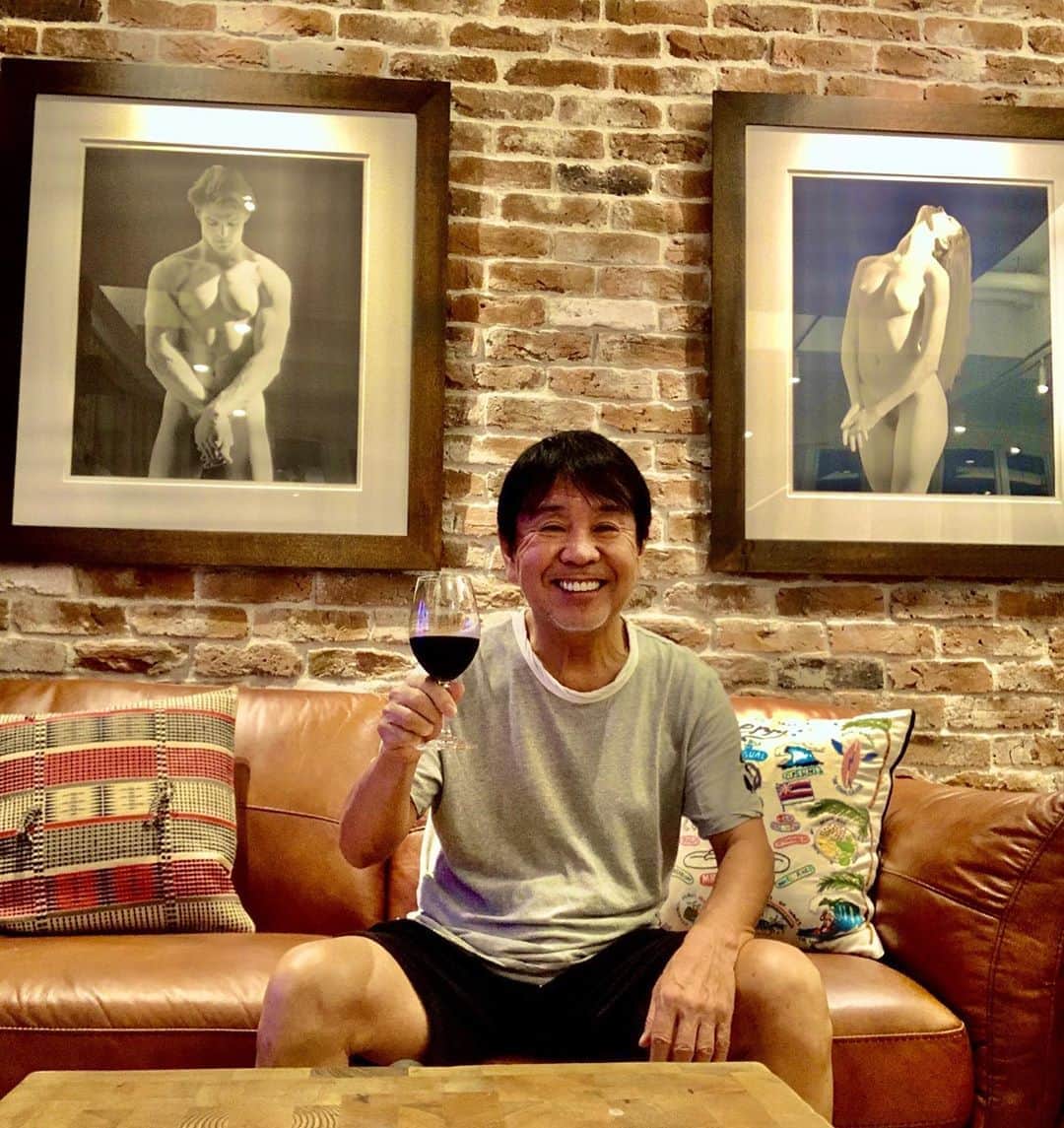設楽洋さんのインスタグラム写真 - (設楽洋Instagram)「飲みながら全米オープン観戦…😊🍷  #全米オープンゴルフ #golf #wine #睡眠不足」9月21日 3時16分 - taracyan3