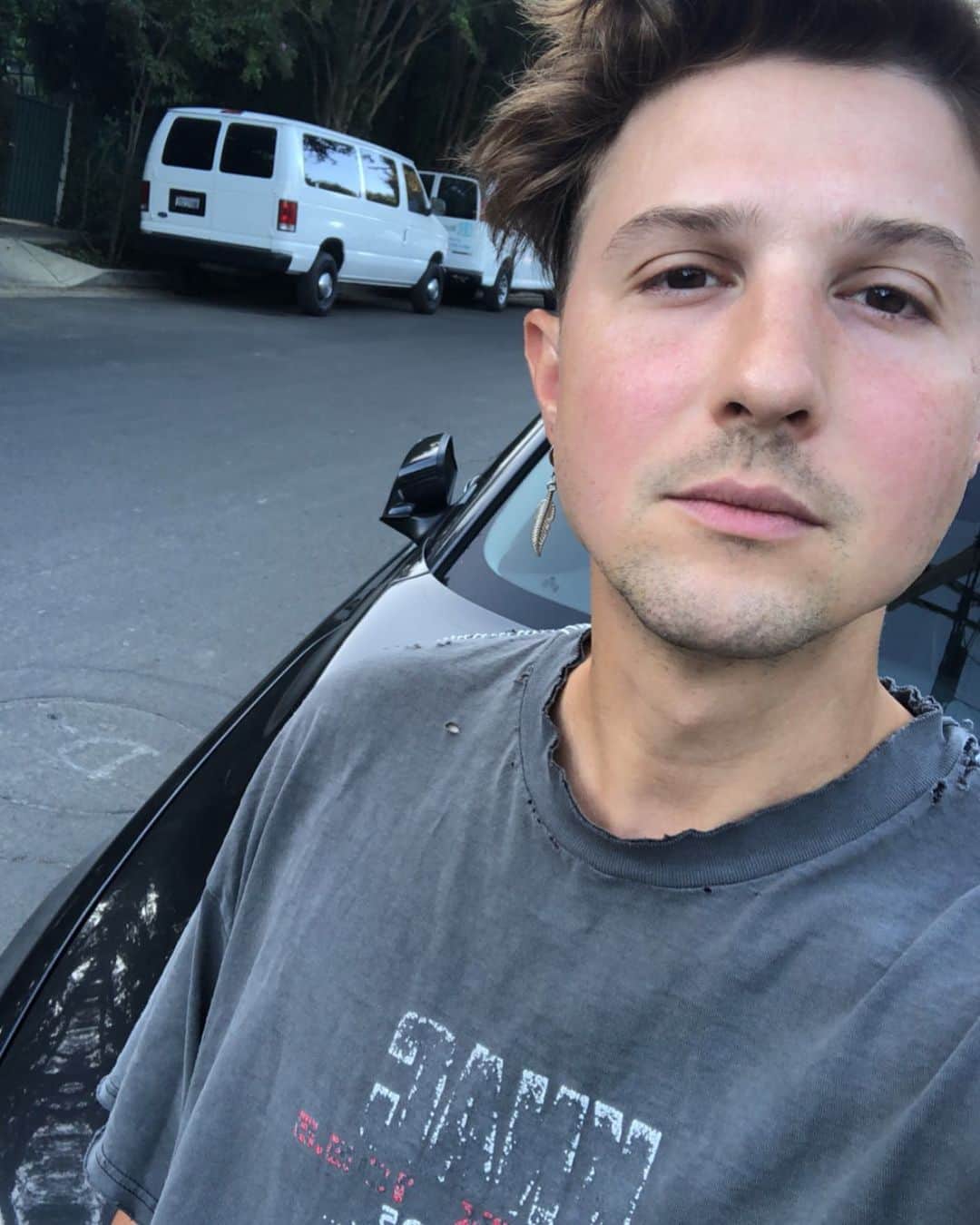 のインスタグラム：「Like for clear skin via @hotchelleraefanspage ☺️」