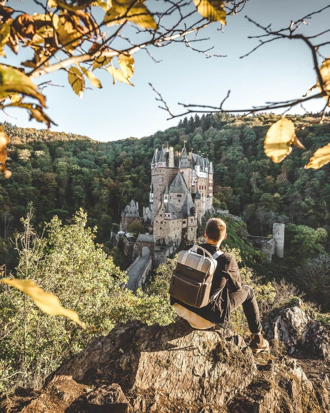 Kapten & Sonさんのインスタグラム写真 - (Kapten & SonInstagram)「'That feeling when you're surrounded by beautiful nature.' 🌲⛰️ @sebastian.lhe enjoying the view after hiking with our backpack Bergen "Grey Black". 🙌 #bekapten #kaptenandson⁠ .⁠ .⁠ .⁠ #nature #naturelover #travel #traveling #localspots #men #mensfashion #explore #beautifulnature #burgeltz #germany」9月21日 3時30分 - kaptenandson