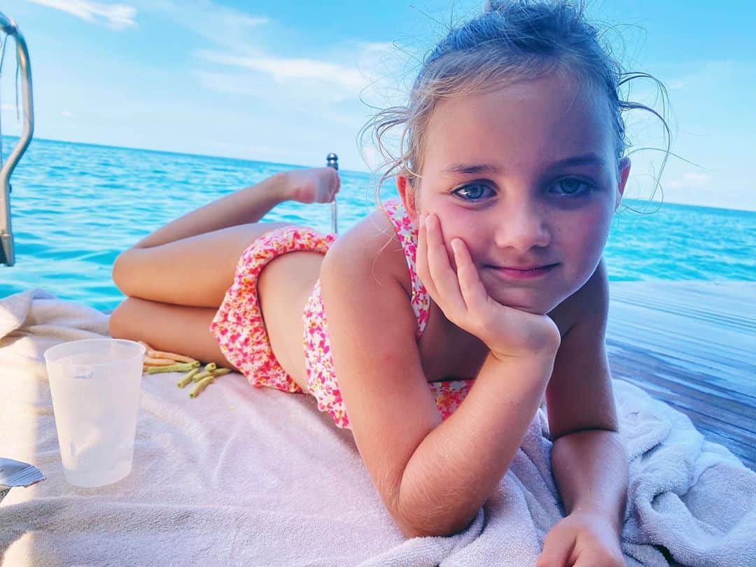 エリーズ・テイラーのインスタグラム：「My everything」