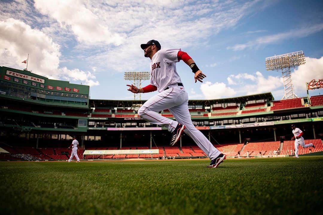 ボストン・レッドソックスさんのインスタグラム写真 - (ボストン・レッドソックスInstagram)「Fenway Day Games 🥰」9月21日 4時02分 - redsox