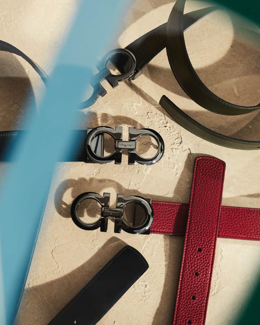 のインスタグラム：「Infuse fresh personality into your wardrobe with a versatile selection of richly crafted belts from #FerragamoAW20 cinched with the distinct gancini buckle.」
