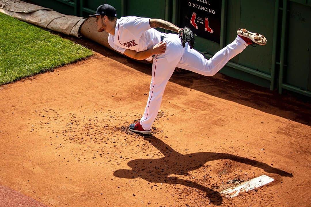 ボストン・レッドソックスさんのインスタグラム写真 - (ボストン・レッドソックスInstagram)「Hey @tanner_houck11, Fenway looks good on you!」9月21日 5時18分 - redsox