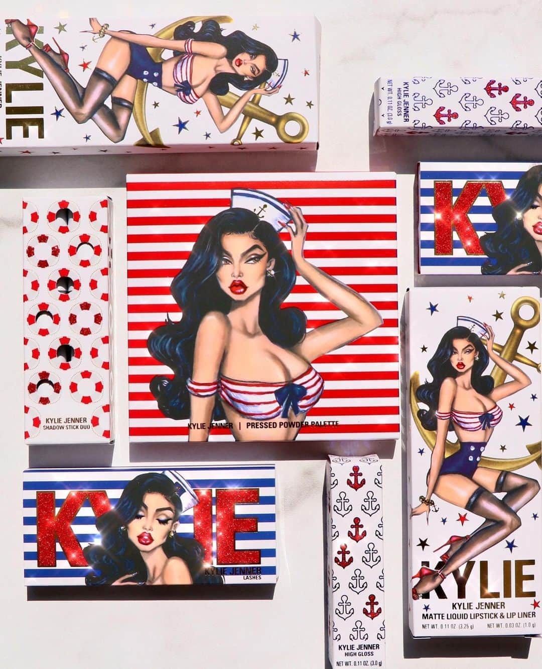 Kylie Cosmeticsさんのインスタグラム写真 - (Kylie CosmeticsInstagram)「who else keeps their fav packaging? 🤩 we can't get enough of the sailor collection! shop this limited edition collection now on KylieCosmetics.com 💙⚓️」9月21日 5時27分 - kyliecosmetics