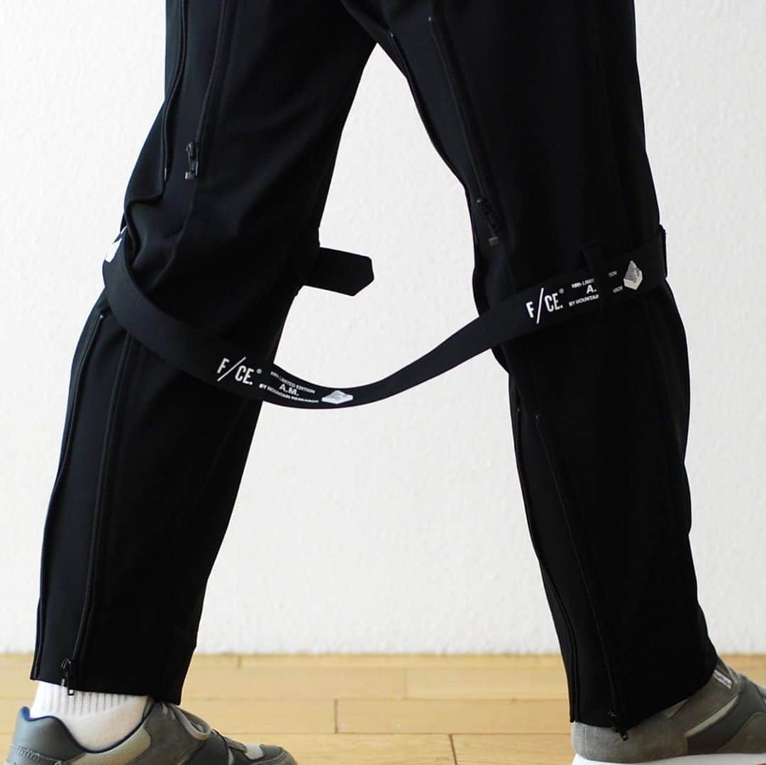 のインスタグラム：「_［LIMITED ITEM ] F/CE. × MOUNTAIN RESARCH / エフシーイー × マウンテンリサーチ "BONDAGE PANTS by MOUNTAIN RESARCH" ¥46,200- _ 〈online store / @digital_mountain〉 https://www.digital-mountain.net/shopdetail/000000012372/ _ 【オンラインストア#DigitalMountain へのご注文】 *24時間受付 *15時までのご注文で即日発送 *1万円以上ご購入で送料無料 tel：084-973-8204 _ We can send your order overseas. Accepted payment method is by PayPal or credit card only. (AMEX is not accepted)  Ordering procedure details can be found here. >>http://www.digital-mountain.net/html/page56.html _ #FCE #MOUNTAINRESEARCH #エフシーイー #マウンテンリサーチ _ 本店：#WonderMountain  blog>> http://wm.digital-mountain.info/ _ 〒720-0044  広島県福山市笠岡町4-18  JR 「#福山駅」より徒歩10分 #ワンダーマウンテン #japan #hiroshima #福山 #福山市 #尾道 #倉敷 #鞆の浦 近く _ 系列店：@hacbywondermountain _」
