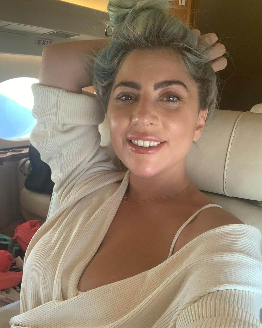 レディー・ガガさんのインスタグラム写真 - (レディー・ガガInstagram)「Hello NEEEEW YOOORK!!! 🍎🌹💋」9月21日 7時38分 - ladygaga