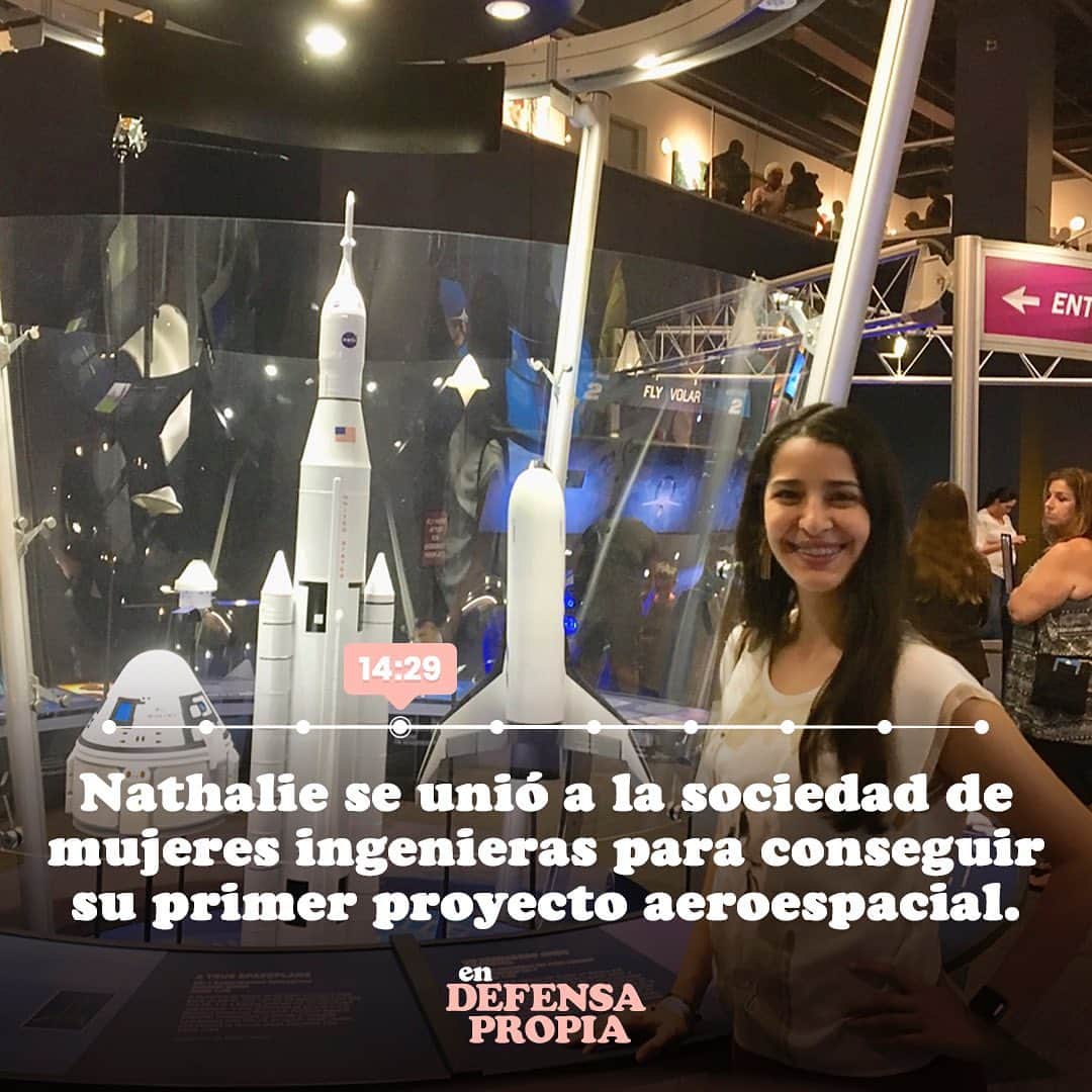 Erika De La Vegaさんのインスタグラム写真 - (Erika De La VegaInstagram)「Nathalie Quintero @nathalieqh es una de esas mujeres que apunta alto, a la Luna y a Marte.   En este episodio de #EnDefensaPropia hablamos de su experiencia trabajando para “The Boeing Company” (@boeing) en el proyecto de la #NASA conocido como Space Launch Systems.   De cómo una mujer joven, latina, inmigrante puede llegar a inspirar a las jóvenes para lograr sus sueños, por más imposibles que se vean.   Escúchala en todas las plataformas de audio #spotify #ivoox #googlepodcasts #applepodcasts y en mi canal de #youtube」9月21日 8時32分 - erikadlvoficial