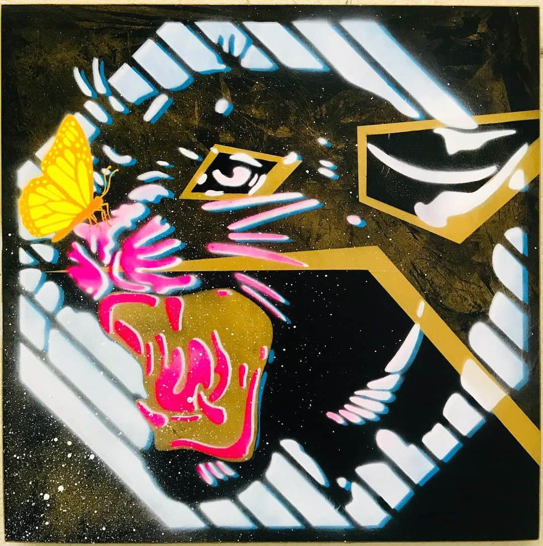 LOOTONEのインスタグラム：「LOOTONE Stencil "Black Panther" Size : 43cm X 43cm X 2cm  この作品へのお問い合わせは ガレリア・グラフィカ(銀座)まで。 Contact this artwork www.galleriagrafica.com」