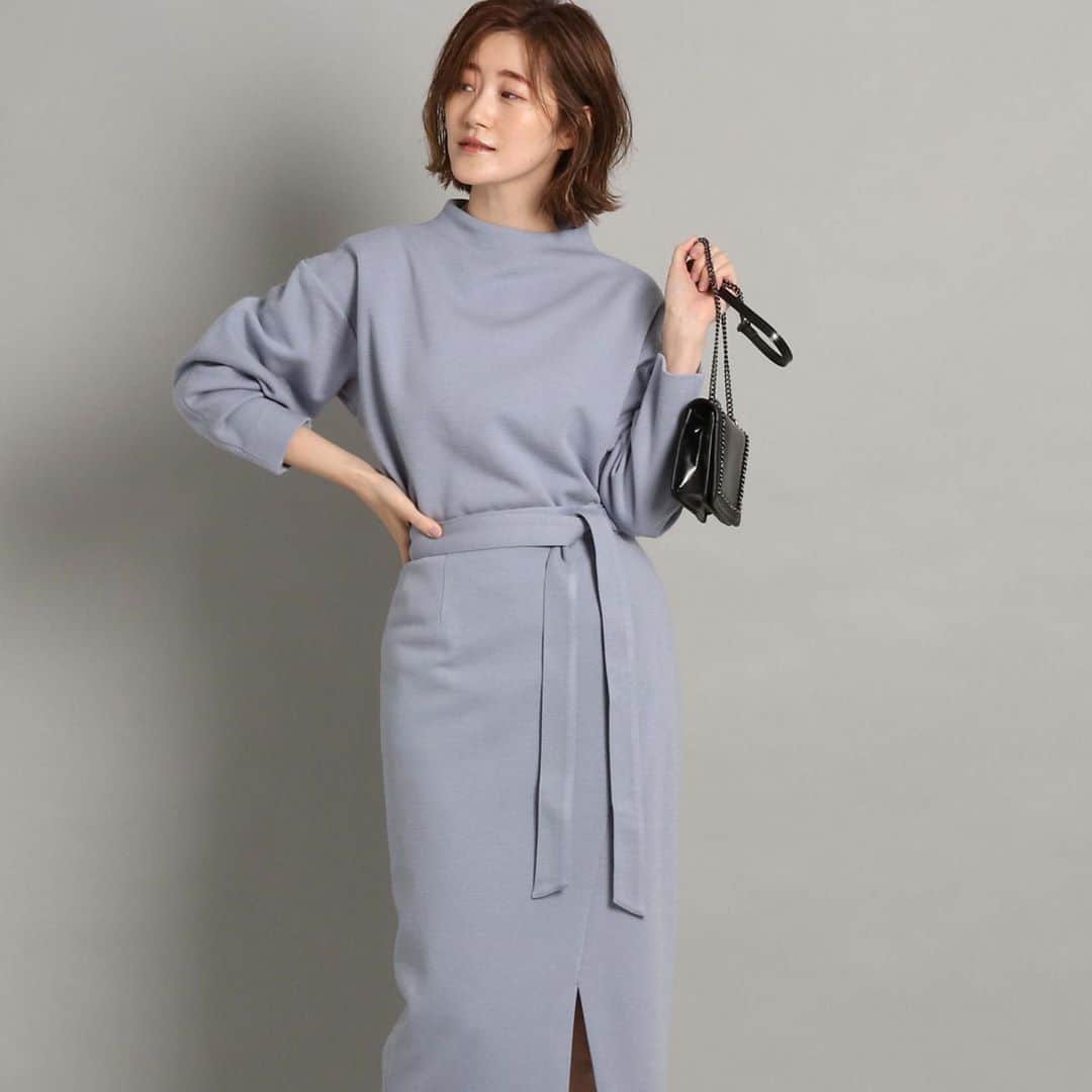 cdec_official Aesthetic Senseのインスタグラム：「. 2020秋 New Arrival  . 【デザイン入りタイトスカート】着回し COOL編 . . 同素材のトップスを合わせたセットアップ。 ボリューム袖とゆったりシルエットのトップスにリボンベルトでアクセントをつければ洗練されたクールな着こなしに。 . . .  #クードシャンス #2020秋冬 #AUTUMN #秋コーデ  #秋スタイル #トレンド #華やかコーデ　#カジュアルコーデ  #細見え #着回しコーデ  #着回し #大人カジュアル #休日コーデ #ファッション  #大人コーデ  #大人コーディネート #今日のコーデ #今日のコーディネート #カタログ #お洒落さんと繋がりたい #お洒落さんとつながりたい #ファッション好きな人と繋がりたい #モデル #大人女子 #大人女子コーデ #テレワーク #セットアップ #おしゃれコーデ #着まわしコーデ」
