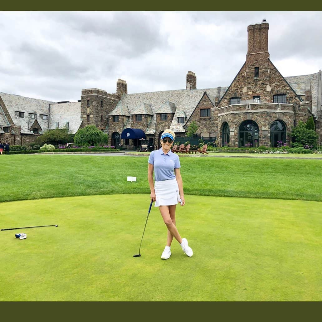 ナタリー・ガルビスさんのインスタグラム写真 - (ナタリー・ガルビスInstagram)「One of my top 5 favorite courses! Loved watching the US Open coverage at Wingedfoot!」9月21日 10時09分 - nataliegulbis