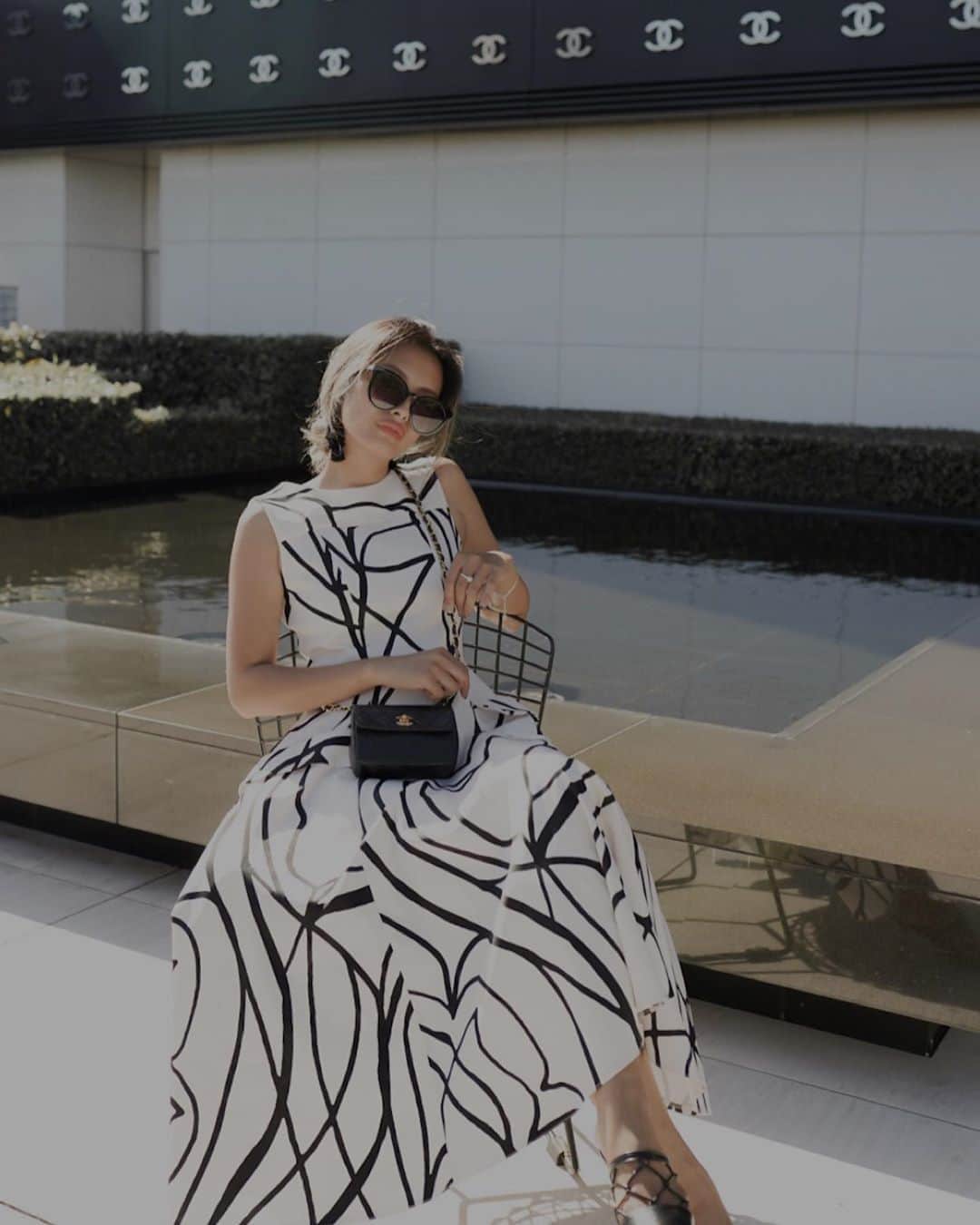 島野ミキのインスタグラム：「・ ・ 𝐵𝐸𝐼𝐺𝐸 𝐴𝐿𝐴𝐼𝑁 𝐷𝑈𝐶𝐴𝑆𝑆𝐸 𝑇𝑂𝐾𝑌𝑂﻿ dress… @andyoudressingroom bag… @laxus__official / @chanelofficial  shoes… @mariafashiongram @beige_restaurant  ﻿・ ・ #beige﻿#ginza﻿#chanel#cafe#restaurant#レストラン#カフェ#シャネル#東京カフェ#東京グルメ#銀座カフェ#銀座ランチ#銀座グルメ#gourmet#カフェ巡り#シャネル好き#一休レストラン#カフェ好きな人と繋がりたい#カフェスタグラム#カフェ巡り好きな人と繋がりたい#東京レストラン#デートスポット#女子会#誕生日#birthday#happybirthday#birthdaygirl」