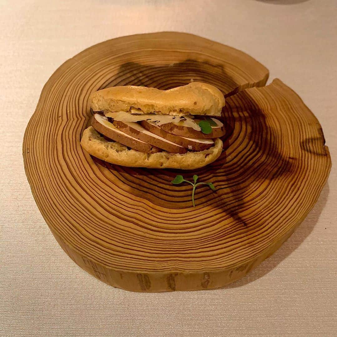 名波はるかのグルメインスタ