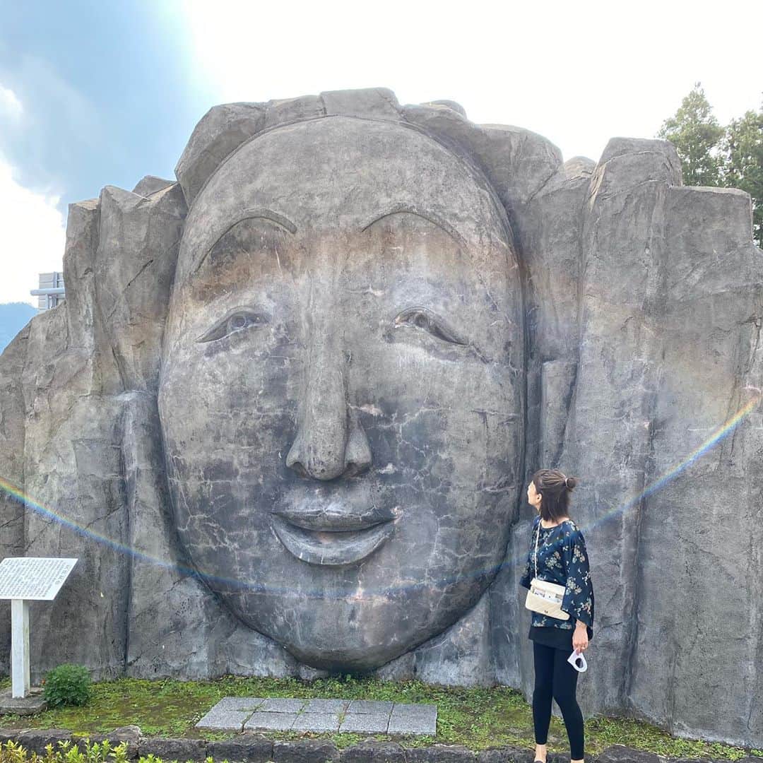 小泉里子のインスタグラム：「☺️☺️☺️ #高千穂 #高千穂峡 #宮崎」