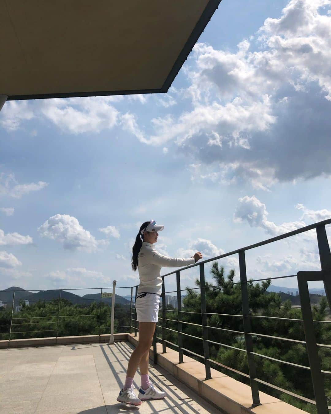 パク・キョルさんのインスタグラム写真 - (パク・キョルInstagram)「. 구름이☁️☁️」9月21日 10時59分 - gyeolpark0109