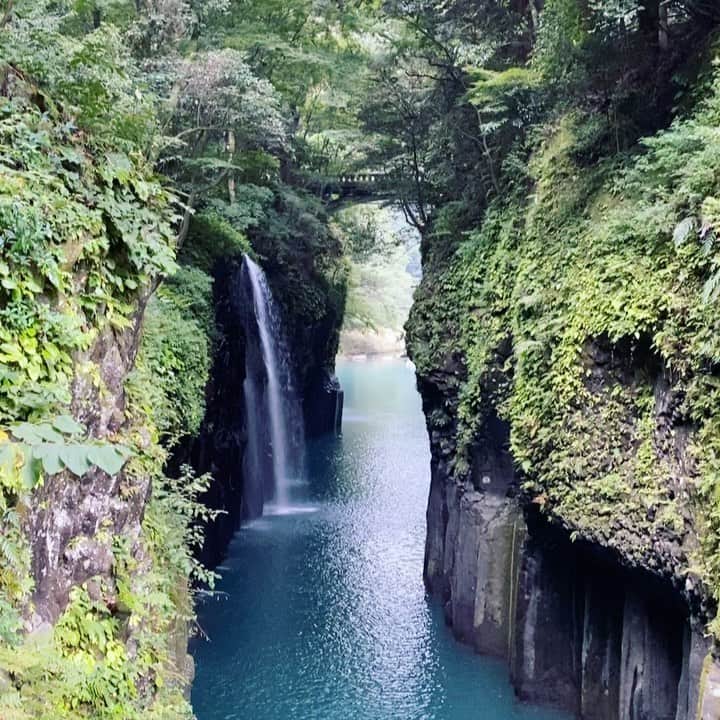 小泉里子のインスタグラム：「高千穂峡へ。 #高千穂峡」