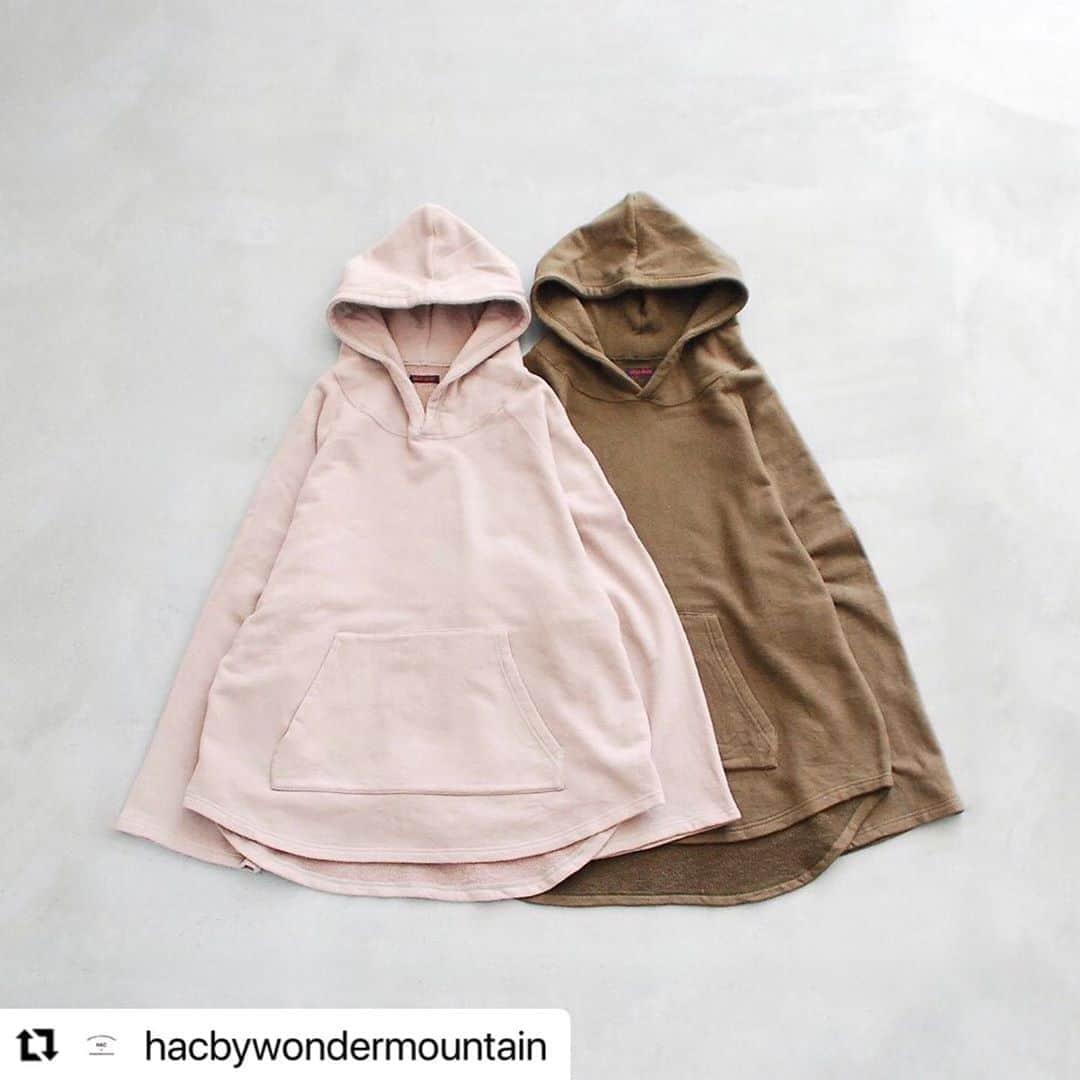 のインスタグラム：「#Repost @hacbywondermountain with @make_repost ・・・ _ BLUE BLUE / ブルー ブルー “ビッグフードプルオーバー ウイメンズ” ￥15,400- _ 〈online store / @digital_mountain〉 https://www.digital-mountain.net/shopdetail/000000012376/ _ 【オンラインストア#DigitalMountain へのご注文】 *24時間注文受付 *1万円以上ご購入で送料無料 tel：084-973-8204 _ We can send your order overseas. Accepted payment method is by PayPal or credit card only. (AMEX is not accepted)  Ordering procedure details can be found here. >> http://www.digital-mountain.net/smartphone/page9.html _ blog > http://hac.digital-mountain.info _ #HACbyWONDERMOUNTAIN 広島県福山市明治町2-5 2階 JR 「#福山駅」より徒歩15分 (水曜・木曜定休) _ #ワンダーマウンテン #japan #hiroshima #福山 #尾道 #倉敷 #鞆の浦 近く _ 系列店：#WonderMountain @wonder_mountain_irie _ #BLUEBLUE #ブルーブルー」