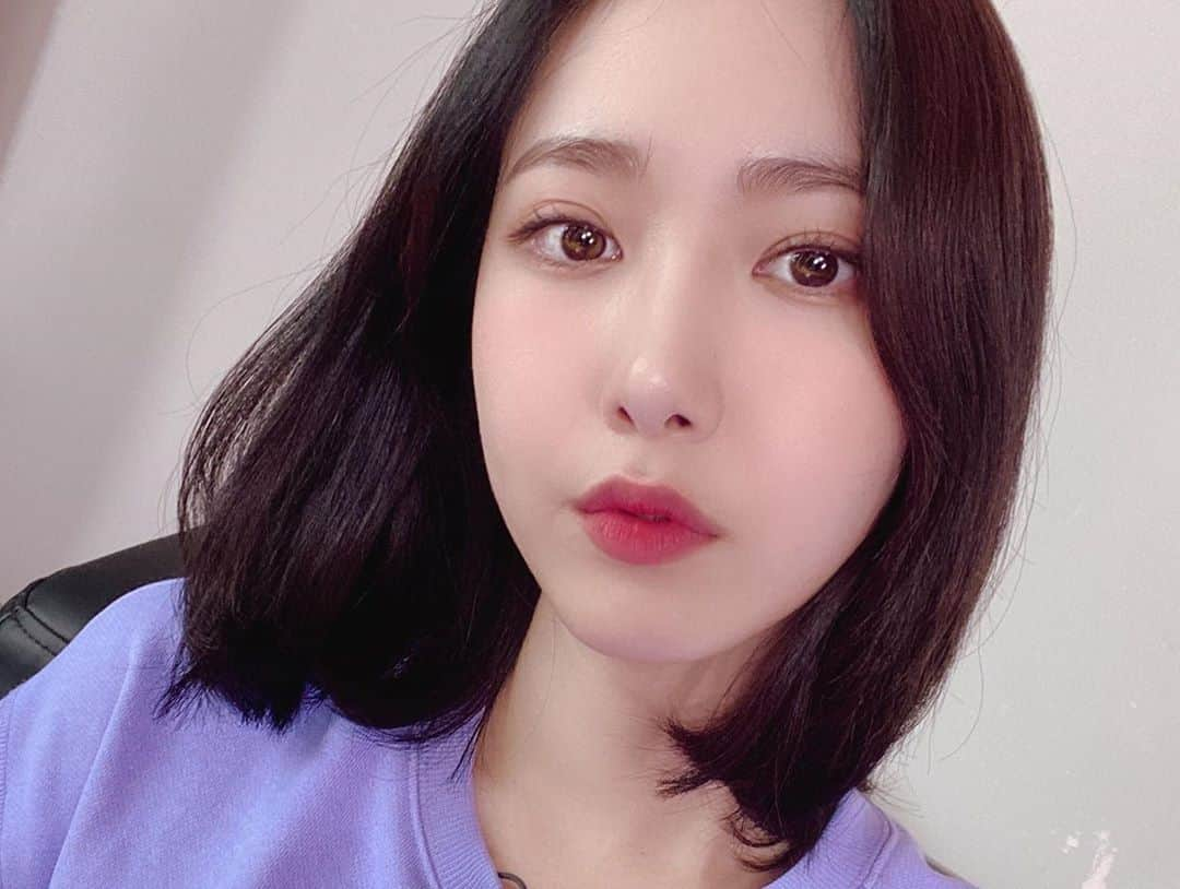 シンビさんのインスタグラム写真 - (シンビInstagram)「200918; SinB WEVERSE update 💜 -」9月21日 11時32分 - sinb_gfriend