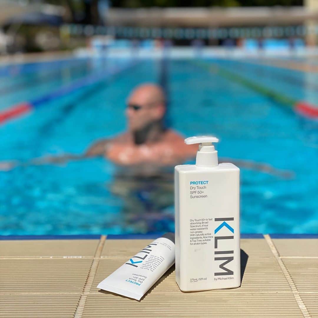 のインスタグラム：「Monday morning laps... @klimbymichaelklim #skinfitness #protected #sunscreen」