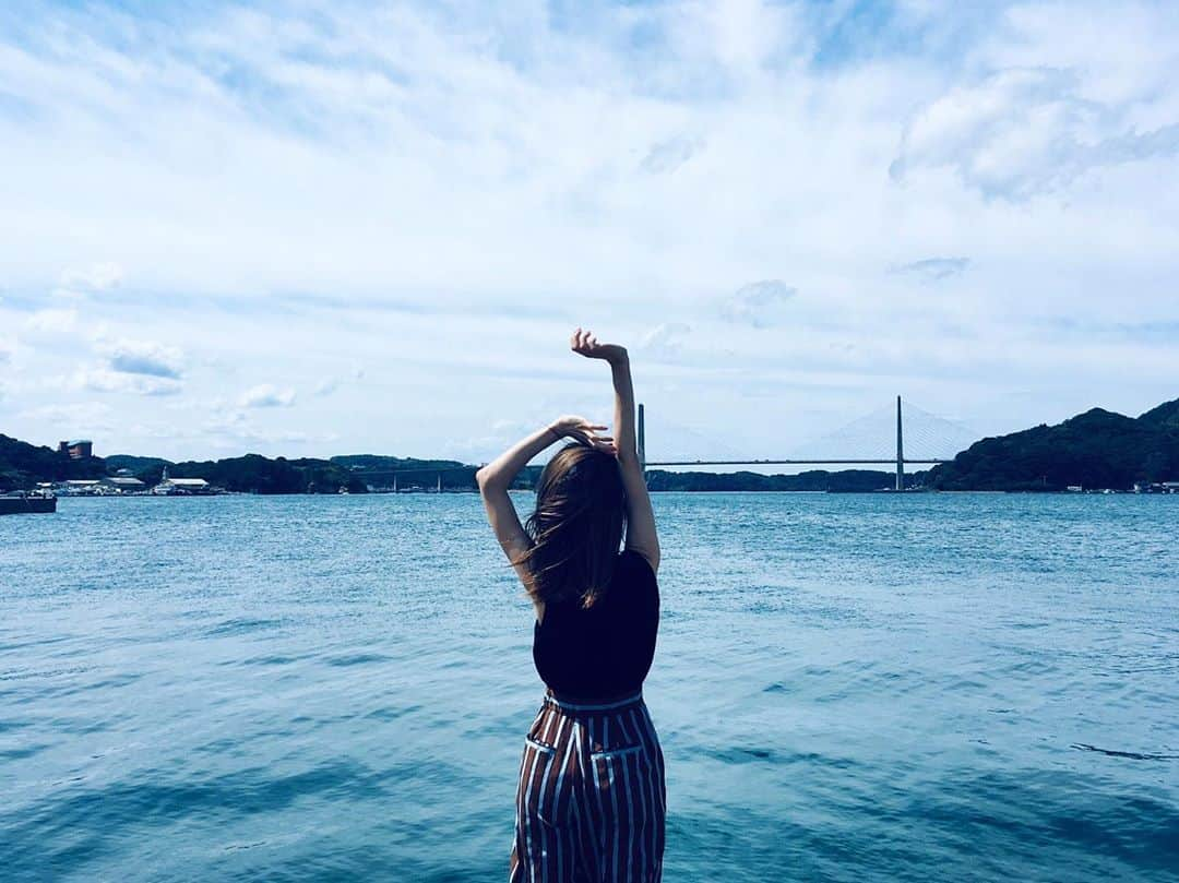 柳めぐみさんのインスタグラム写真 - (柳めぐみInstagram)「. . 海ーーーーーーー💙💙💙 . #呼子 #呼子大橋 #佐賀 #旅行 #女子旅 #いか #海」9月21日 11時48分 - yanameguchan