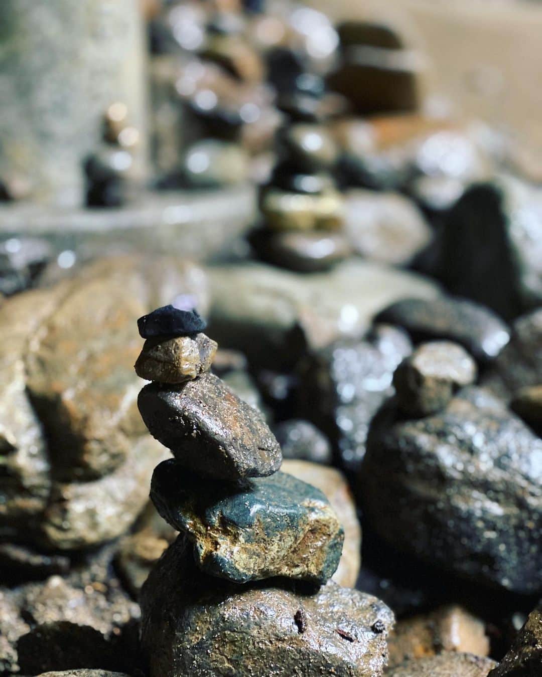 小泉里子さんのインスタグラム写真 - (小泉里子Instagram)「天安河原。 凄すぎて言葉にならない。  "君が代"によまれてるさざれ石も拝見。歌の意味が深まりました。  #天岩戸神社 #天安河原 #高千穂 #宮崎」9月21日 11時55分 - satokokoizum1