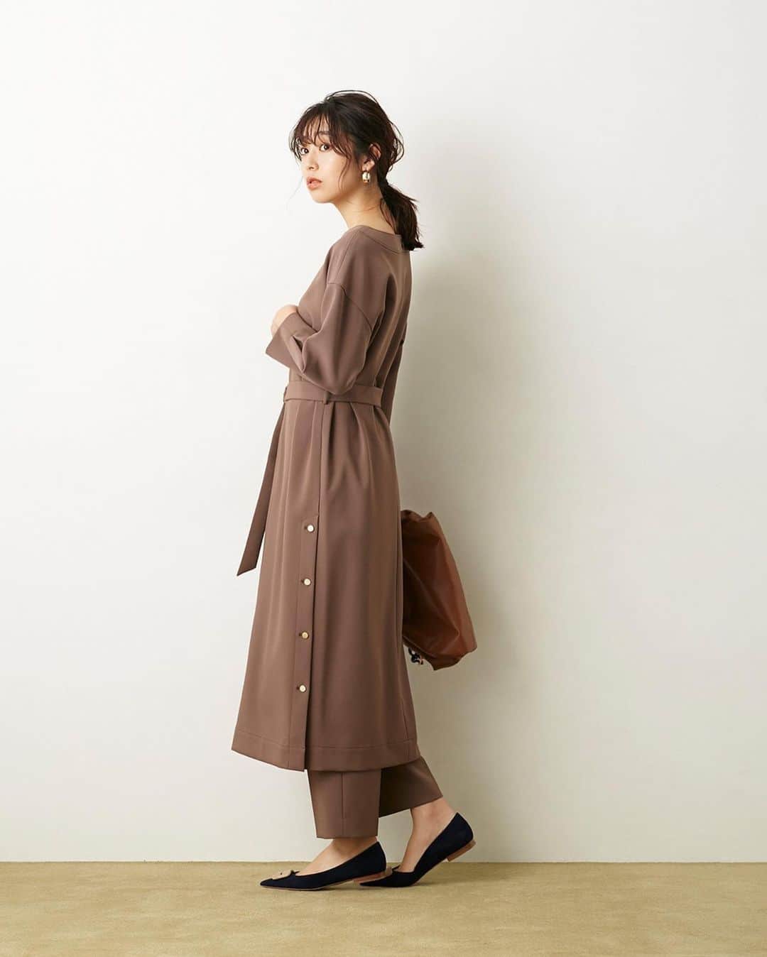 nano·universe Officialさんのインスタグラム写真 - (nano·universe OfficialInstagram)「. 【Comfortable Cassette】  洋服選びが楽しくなる「#カセット服」  #nanouniverse  #nanouniversewomens  #20aw #lifestyle」9月21日 12時11分 - nanouniverse_official