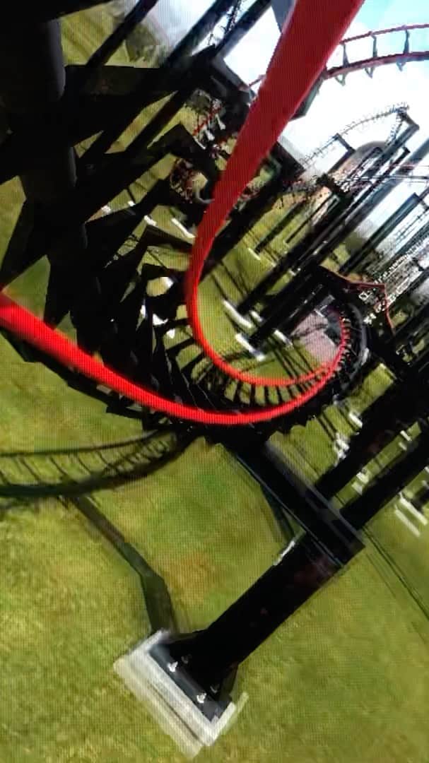 ティモシー・ドレンスキーのインスタグラム：「So I’ve discovered No Limits 2, a roller coaster simulation and design software and it’m loving it. Even though it was very difficult to learn how to use in the beginning, after about 6 hours of tinkering and several YouTube videos later I am growing quite proficient at it. Every curve of the track I tweaked and fine tuned myself, looking at the speed and g forces the simulator shows for every inch of the track. This is an amazing piece of software that is so realistic. Many more tracks to come! 😄 🎢」