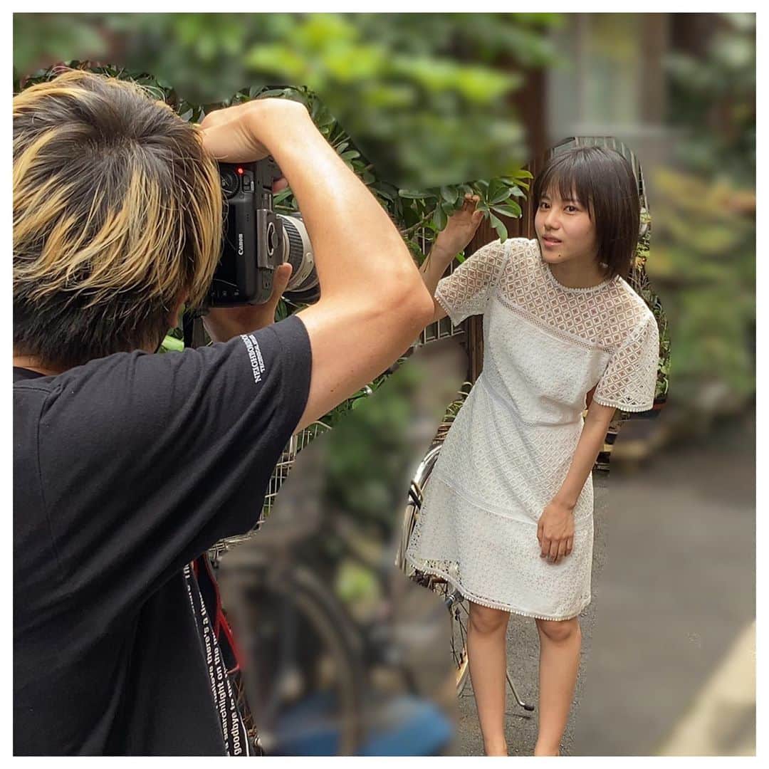 松風理咲さんのインスタグラム写真 - (松風理咲Instagram)「2021年のカレンダーが10月17日からトライエックスさんにて発売されます！﻿ ﻿ お楽しみに！！﻿ ﻿ 白い衣装、可愛かった♡﻿ ﻿ #TedBaker﻿ ﻿」9月21日 13時10分 - risaki_matsukaze_official