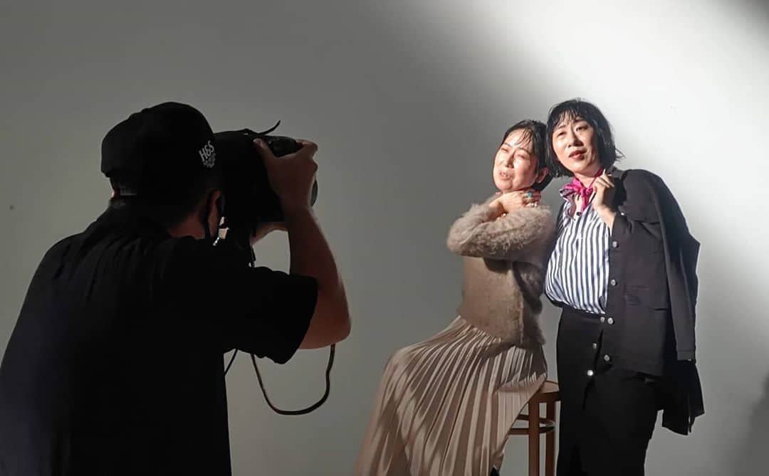 日本テレビ「ヒルナンデス！」さんのインスタグラム写真 - (日本テレビ「ヒルナンデス！」Instagram)「あさって9月23日(水)は「阿佐ヶ谷姉妹、表紙を飾る。」第３弾！  今回は「オトナミューズ」の表紙モデルに挑戦します。佐田真由美さんはじめオトナミューズのプロ達が、阿佐ヶ谷姉妹を超かっこよくプロデュース！奇跡の表紙は生放送で発表します。お楽しみに！©️日本テレビ  #ヒルナンデス #阿佐ヶ谷姉妹 #渡辺江里子 #木村美穂 #佐田真由美 #世界で一冊だけオトナミューズ表紙をお楽しみに」9月21日 13時23分 - hirunandesu_ntv_official