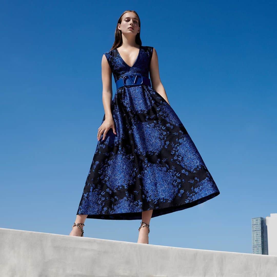 Saks Fifth Avenueのインスタグラム：「@maisonvalentino creates a reason to strike a pose in the latest pieces from the Fall 2020 Collection. #SaksStyle」