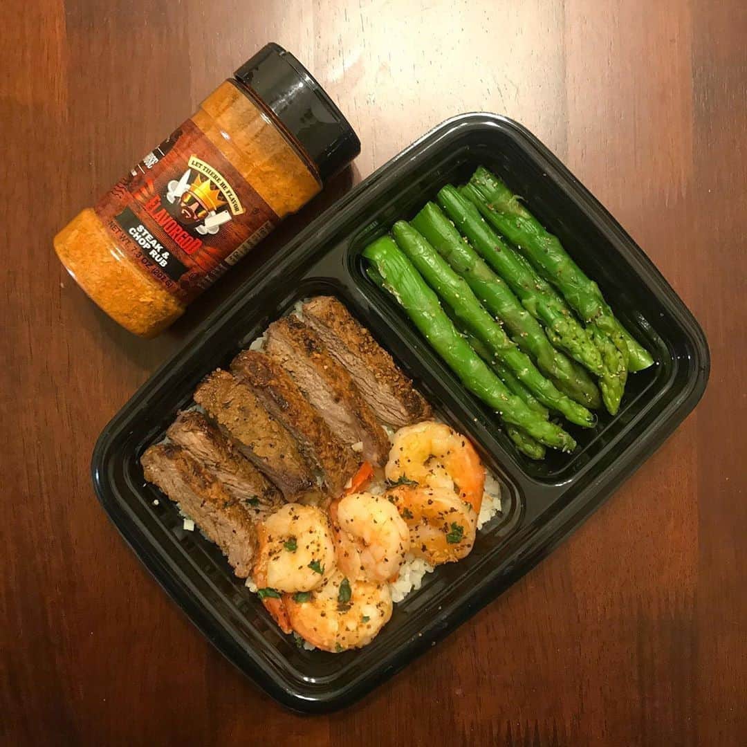 Flavorgod Seasoningsさんのインスタグラム写真 - (Flavorgod SeasoningsInstagram)「Surf & Turf Meal Prep 🍤🍖⁠ -⁠ Customer: @kdub1472⁠ #FlavorGod Steak & Chop Rub!!⁠ -⁠ Add delicious flavors to your meals!⬇️⁠ Click link in the bio -> @flavorgod  www.flavorgod.com⁠ -⁠ Flavor God Seasonings are:⁠ ➡ZERO CALORIES PER SERVING⁠ ➡MADE FRESH⁠ ➡MADE LOCALLY IN US⁠ ➡FREE GIFTS AT CHECKOUT⁠ ➡GLUTEN FREE⁠ ➡#PALEO & #KETO FRIENDLY⁠ -⁠ #food #foodie #flavorgod #seasonings #glutenfree #mealprep #seasonings #breakfast #lunch #dinner #yummy #delicious #foodporn」9月22日 1時02分 - flavorgod