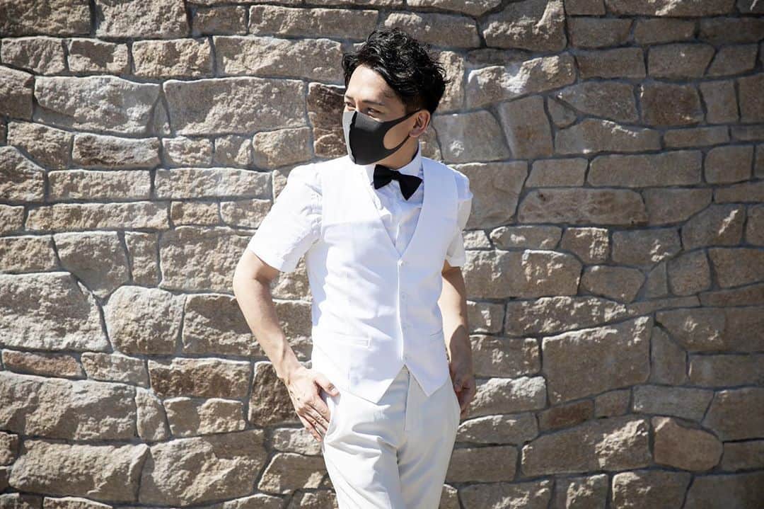 カブキンのインスタグラム：「今日パーティー行かなあかんねん  #婚活  #婚活系YouTuber  #結婚相談所  #ベストはamazonで2000円」