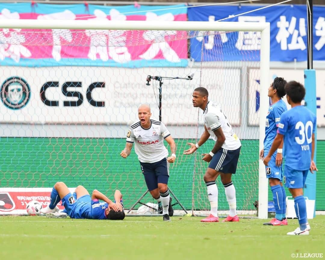 Ｊリーグさんのインスタグラム写真 - (ＪリーグInstagram)「Play Back JLEAGUE⚽️📸﻿ ﻿ #明治安田生命Ｊ１リーグ 第17節﻿をプレイバック🔥﻿ ﻿ ﻿ #Ｊリーグ ﻿ #jleague  #FC東京 #三田啓貴 #鹿島アントラーズ #ファンアラーノ #横浜Ｆマリノス #マルコスジュニオール #ジュニオールサントス #川崎フロンターレ #小林悠 #清水エスパルス #カルリーニョスジュニオ #大分トリニータ #田中達也 #名古屋グランパス #金崎夢生 #マテウス #ガンバ大阪 #遠藤保仁 #柏レイソル #サンフレッチェ広島  #soccer #soccerphotography #soccerplayer #football #⚽️」9月21日 17時00分 - jleaguejp