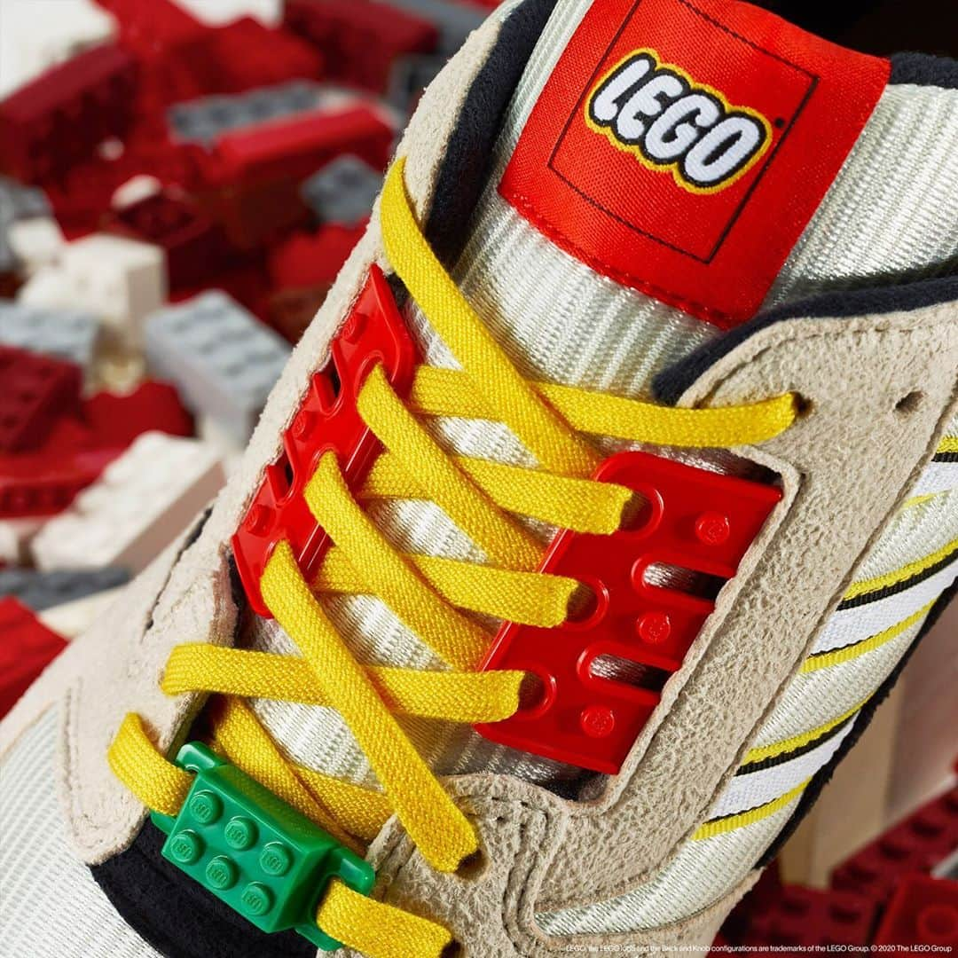 adidas Originalsさんのインスタグラム写真 - (adidas OriginalsInstagram)「An ode to the classic @LEGO brick and a playful take on the classic ZX8000. This release features co-branded yellow sock liners, 6 different colored lace options, and interchangeable LEGO brick lace jewels. Sign up on the adidas app today for a chance to purchase on September 25th. #AtoZX #adidasZX」9月21日 17時01分 - adidasoriginals