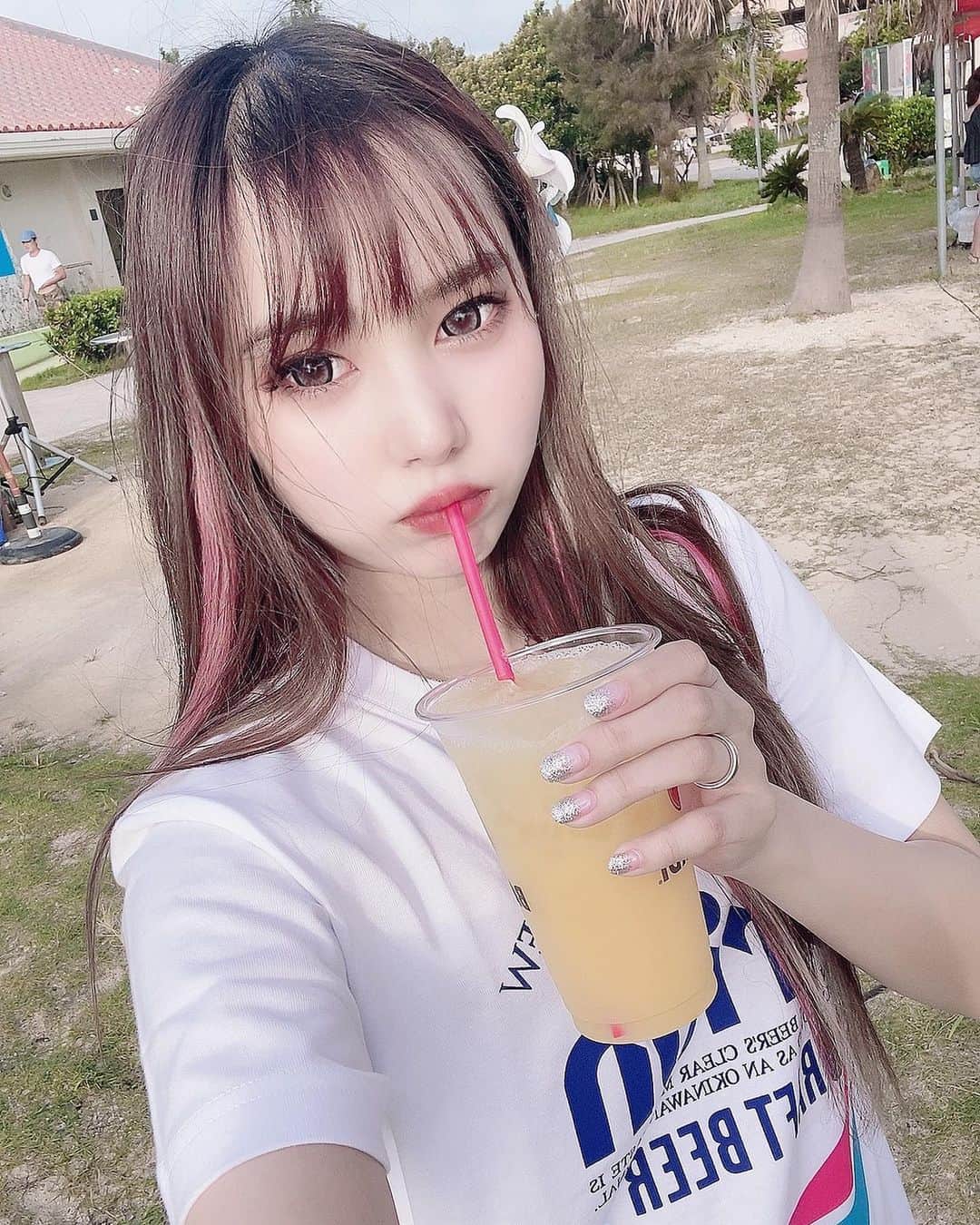 嶋谷愛（あいちゅん）のインスタグラム：「. 沖縄🌺🌴🐠 #アラハビーチ  . . . #Okinawa #オリオンビール #リゾート #resort #国際通り #沖縄観光 #沖縄旅行 #国際通り #サンセットビーチ #beach #l4l #❤」