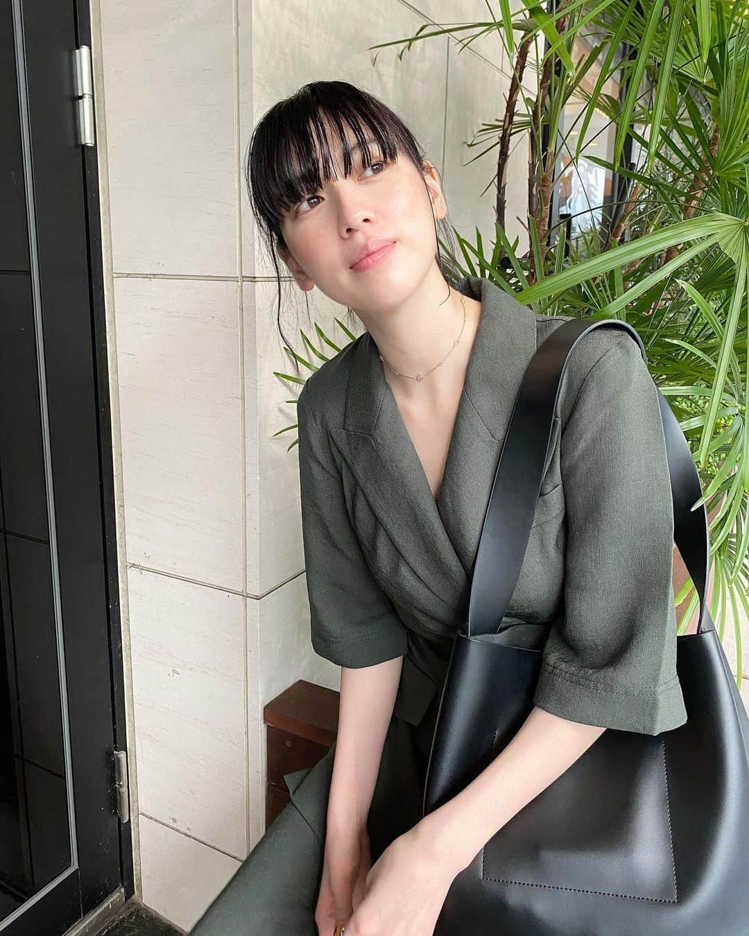 三吉彩花さんのインスタグラム写真 - (三吉彩花Instagram)「お久しぶりの私服です☺︎  #nanushka  #ohotoro  #ボッテガヴェネタ」9月21日 18時38分 - miyoshi.aa