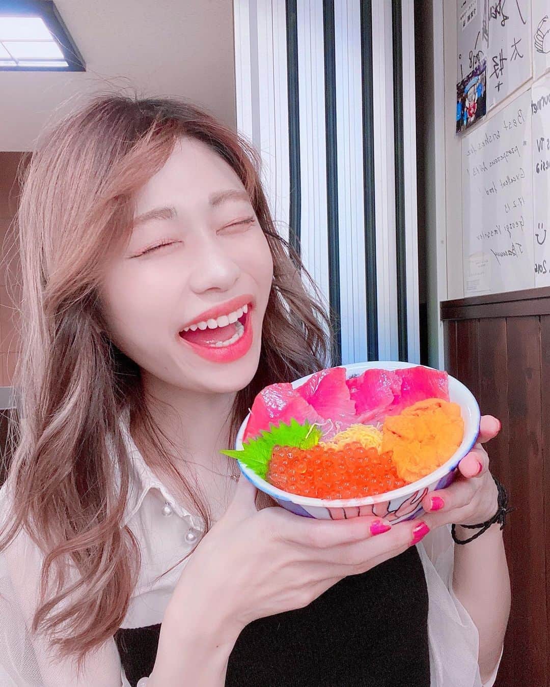 高橋里彩子のグルメインスタ