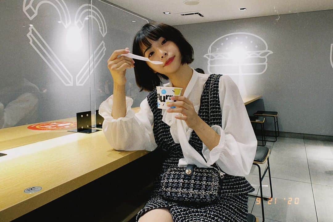 麻生果恩のインスタグラム：「まっくふるーりーーい . 今日女の子コーデ🐰🤍 . .」