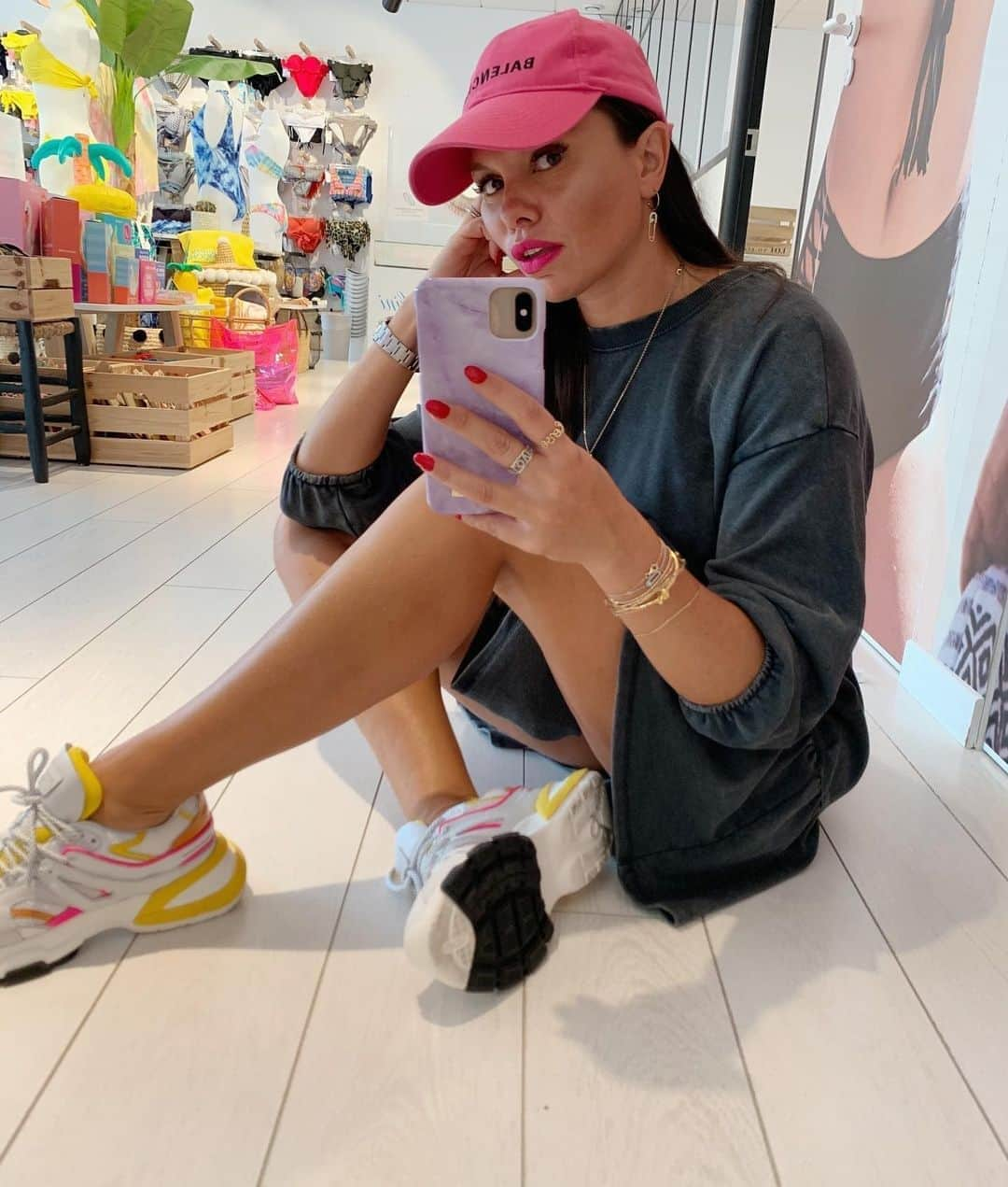 セラフィーニさんのインスタグラム写真 - (セラフィーニInstagram)「Go to the office with @audreylieutaud, comfy e très chic in her Stella Multicolors! 😍⁠ #WeAreSerafini #SerafiniShoes⁠ .⁠ .⁠ .⁠ .⁠ #showroomnodum #newin #newcollection #fw20  #musthave #fallwinter #monday #officelook #woman #girlpower #pink #sneakers #shoes #fashion #sneaker #sneakersaddict #style #sneakerheads #streetwear #ootd #girlboss #converse #nike #adidas #streetstyle #igsneakercommunity  #sneakerporn #footwear」9月21日 19時31分 - serafiniofficial