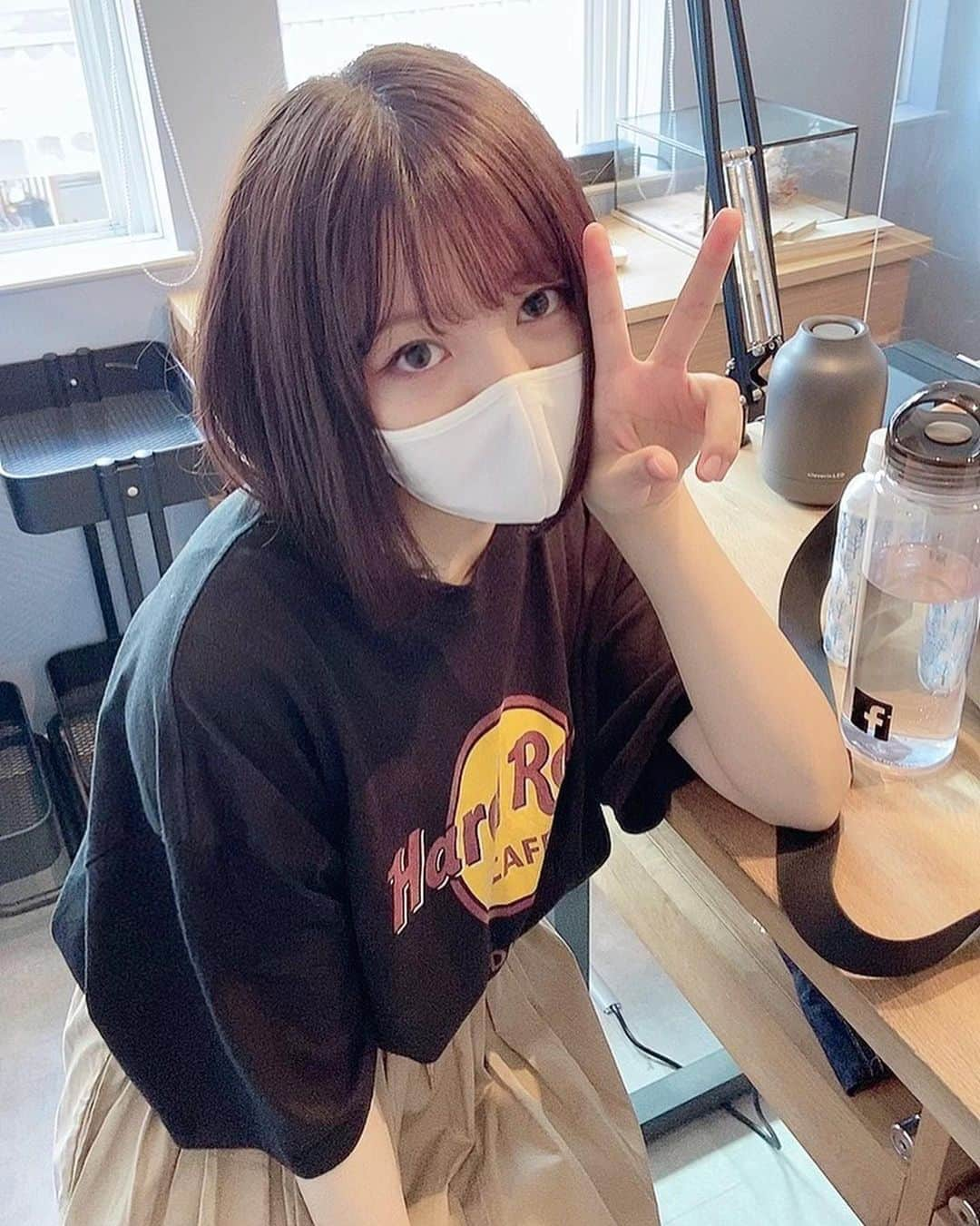 みさねさんのインスタグラム写真 - (みさねInstagram)「久々にこじみさで写真撮った〜🥺❣️ いつもずっと一緒におるけん逆に撮ってなかった笑 ㅤ こじくんの誕生日に千葉ドライブしたよ🚗 ㅤ もうすぐ2年ということで鎌倉の @glantainsta で２本目のペアリングも作った💍今年は自分で作るオリジナルリング👏🏻 ㅤ ハンドメイドバングルとか左手のハンドメイドリングもおそろっち❣️ ㅤ ブラウス → chambre de charme オーバーオール → cham. ㅤ #カップル #カップルフォト #カップルコーデ #おそろコーデ #ペアルック #シミラールック #デート #養老渓谷 #glanta_kichijoji #glanta_kamakura #glanta_kyoto #pr #glanta #鎌倉 #グレンタ #マイリング #ペアリング #アクセサリー #ハンドメイドアクセサリー」9月21日 19時34分 - misane1209