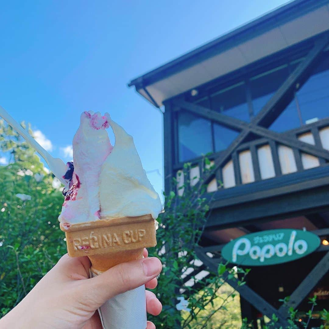 長谷川怜華さんのインスタグラム写真 - (長谷川怜華Instagram)「.. ..  ジェラテリアpopolo🍦  しぼりたて牛乳と ブルーベリーヨーグルト♫  ずっと前からここにあるの 変わってない♫  #ジェラート #新潟 #日本海  .. ..」9月21日 19時51分 - hasegawa_reika