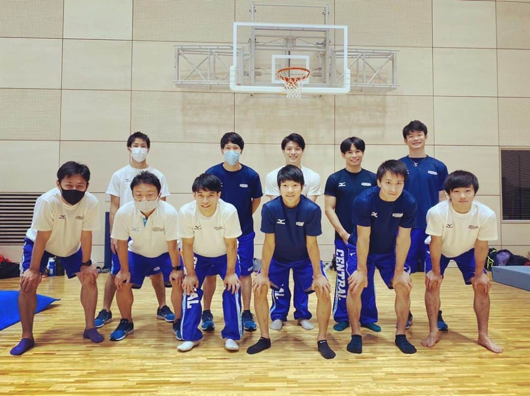 萱和磨さんのインスタグラム写真 - (萱和磨Instagram)「明日は全日本社会人選手権です❗️ いつも通り頑張ります🔥 応援よろしくお願いします📣 ライブ中継も是非みてください📺 https://sports.yahoo.co.jp/livestream/sportsch/gymnastics/200922001 #セントラルスポーツ #目指せ最強 #覚醒のぶち上げセントラル」9月21日 20時03分 - kazuma_kaya