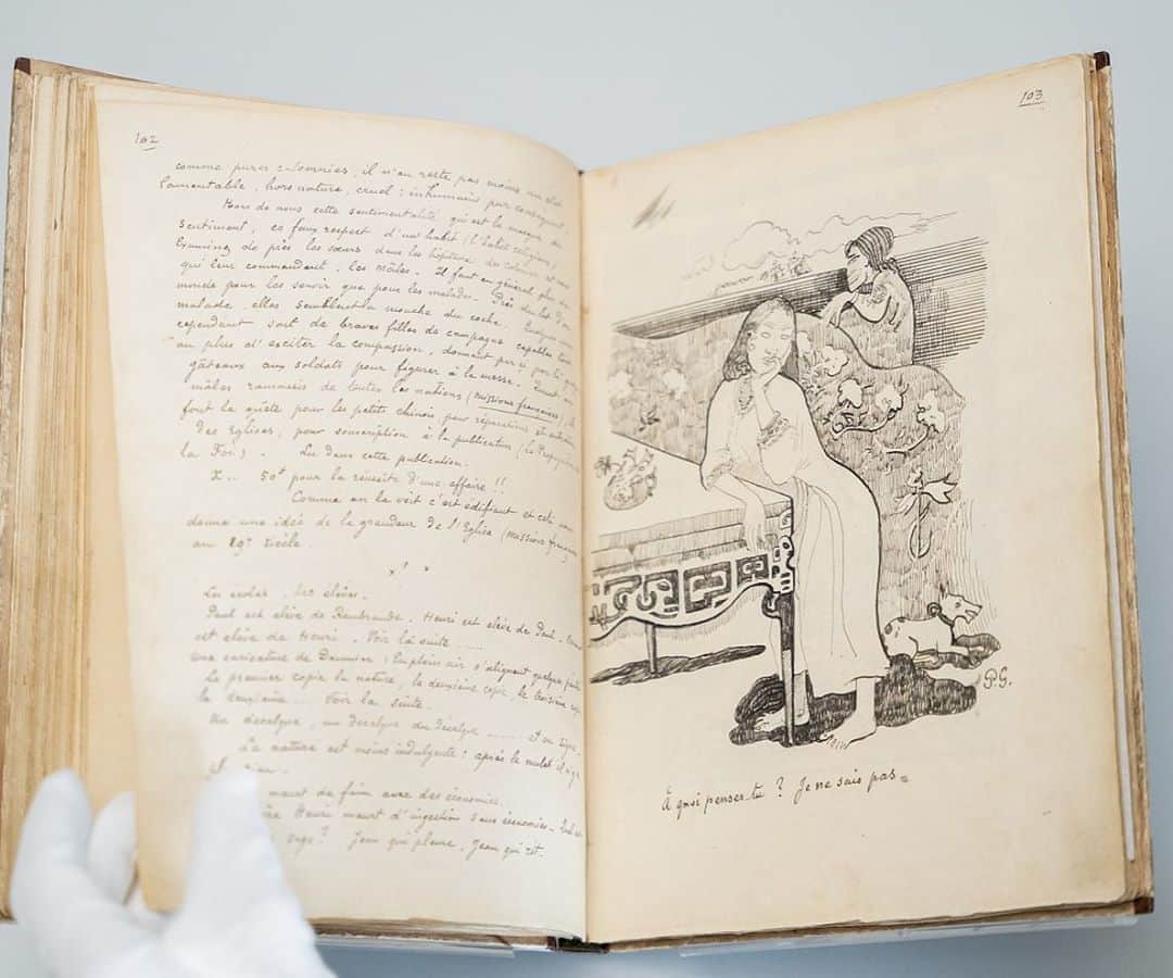 サザビーズさんのインスタグラム写真 - (サザビーズInstagram)「This weekend, The @courtauld Gallery announced the acquisition of an exceptional rare illustrated manuscript by celebrated post-Impressionist Paul Gauguin. One of the most significant artist manuscripts ever to enter a UK public collection, ‘Avant et après (Before and After)’ was written in 1903, the year of the artist’s death, at his home in French Polynesia.   The 213-page handwritten manuscript reveals important insights into Gauguin’s life, relationships and thoughts, including the fateful incident in which Van Gogh severed his ear after the pair quarrelled.   The exquisite work was acquired via the Government’s Acceptance in Lieu scheme administered by the Arts Council (@aceagrams), with the help of Sotheby’s Tax, Heritage and UK Museums team.   The last major manuscript by Gauguin in the world to exist outside a public collection, and the only example of its kind in the UK, the manuscript had never before been exhibited or studied. It will be displayed alongside Gauguin’s paintings and sculpture in The Courtauld Gallery’s Great Room when the gallery reopens in 2021. A huge congratulations to The Courtauld!  #SothebysTaxHeritage #courtauldgallery #courtauldimpressionists #PaulGauguin #AvantetApres」9月21日 20時49分 - sothebys