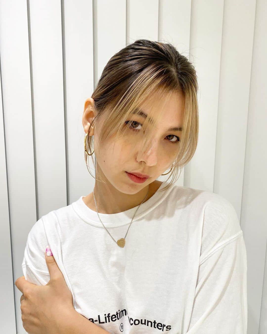 Sachiのインスタグラム：「curtain bangs🪐 . #hair#girl#shima_sachi」