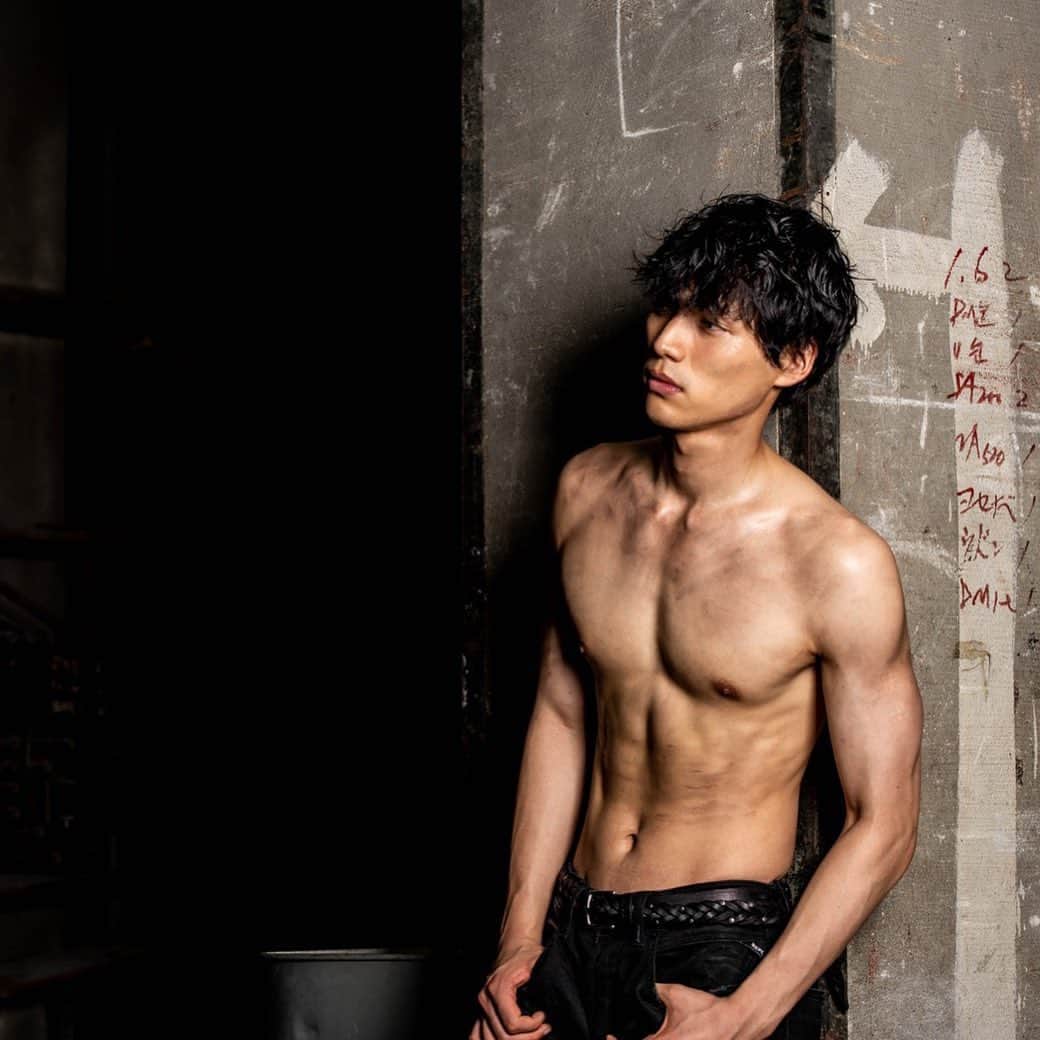 福士蒼汰のインスタグラム：「#diver  #9月22日  #スタート」