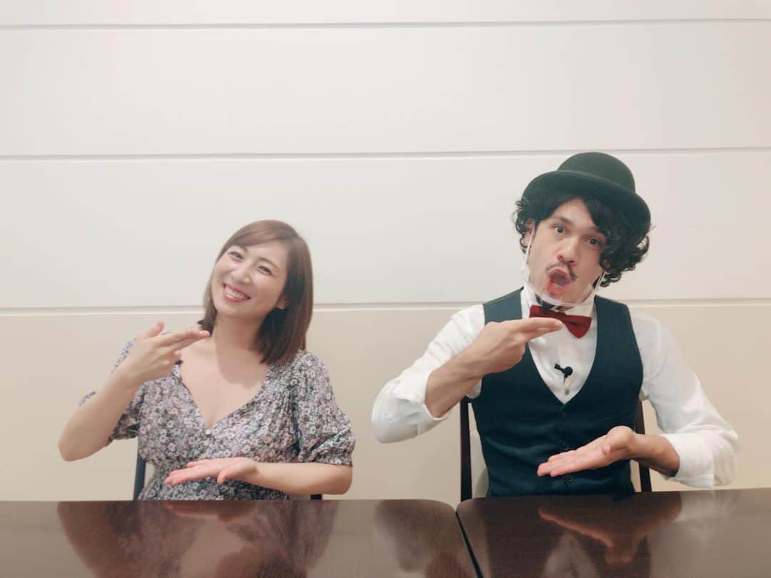 のインスタグラム：「先日、イオンモール各務原さんで、食レポ収録して来ました！  お隣は、MCの竹井雷俊さん！  とても面白くて、撮影中も撮影以外の時間もずっと楽しかったです！  イオンモール各務原店さんのフードコートとレストランの各店舗のNO.1メニューを食べ尽くせ！という素晴らしい企画！  こちらの食べてる動画は、10月2日〜イオンモール各務原の公式ホームページで見られます！  最後まで見ると各店舗事にお得な特典がありますので、皆様、是非動画を見て、イオンモール各務原のフードコート＆レストランに食べに行ってみて下さい！  今後も続いていく企画なので、次回も楽しみです！」