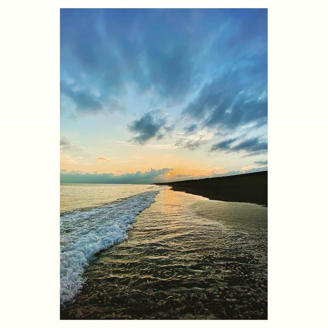 Caravanのインスタグラム：「There's nothing more to say.」