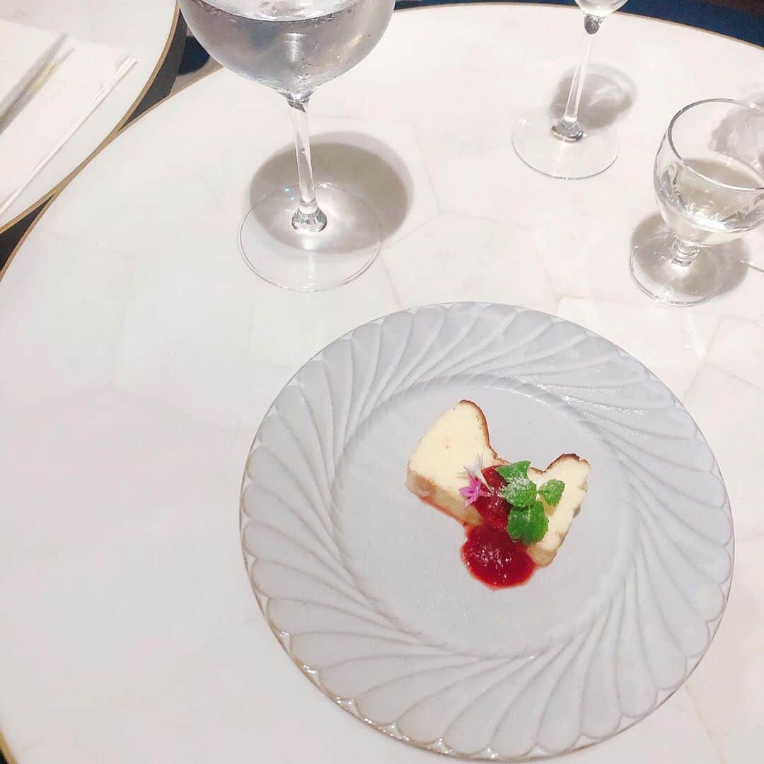 沖田愛加のグルメインスタ