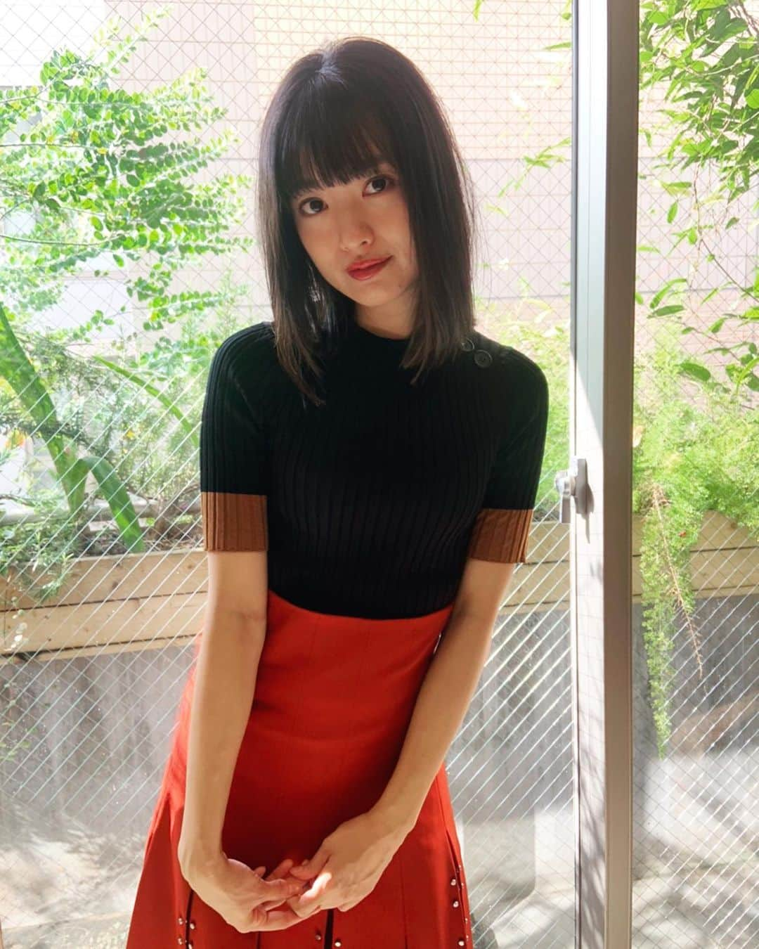 北原里英さんのインスタグラム写真 - (北原里英Instagram)「✂︎ そういえば前髪切ったんだよ〜 気づいた？😏 . @le_tournesol10   #hair #kate . ゆうちゃんありがと❤️」9月21日 21時59分 - rie_kitahara_3