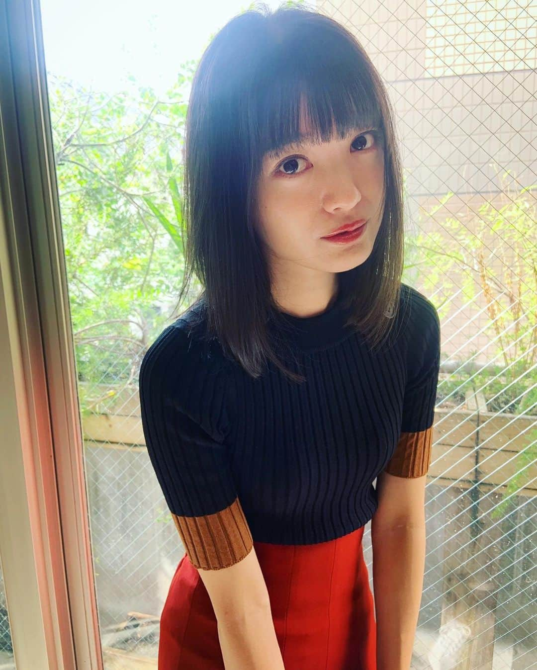 北原里英さんのインスタグラム写真 - (北原里英Instagram)「✂︎ そういえば前髪切ったんだよ〜 気づいた？😏 . @le_tournesol10   #hair #kate . ゆうちゃんありがと❤️」9月21日 21時59分 - rie_kitahara_3