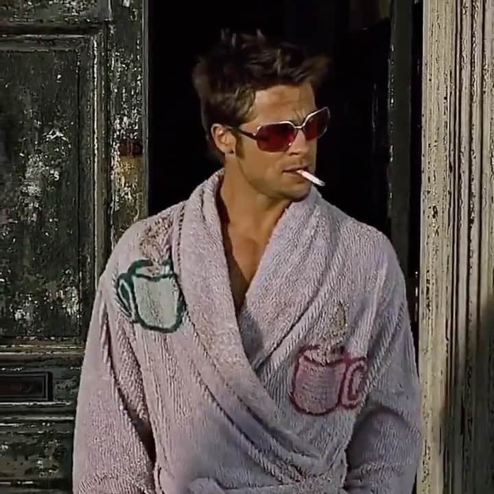 LOVE MAGAZINEのインスタグラム：「Hi Monday 💤   Fight Club (1999)」
